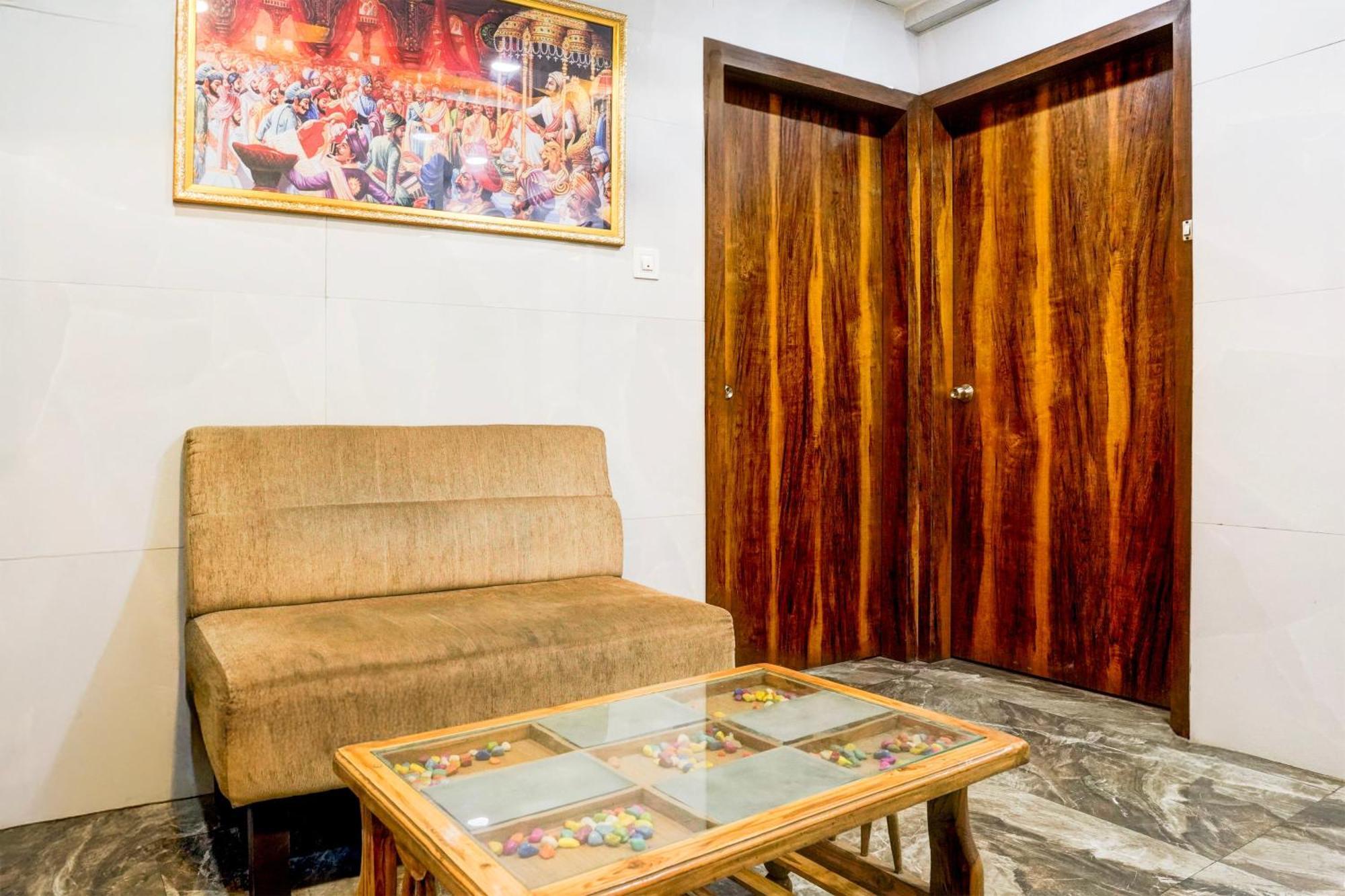Super Hotel O Dombivali Formerly Pk Lodging Dombivli Extérieur photo